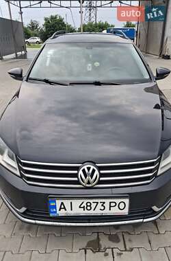 Універсал Volkswagen Passat 2012 в Києві