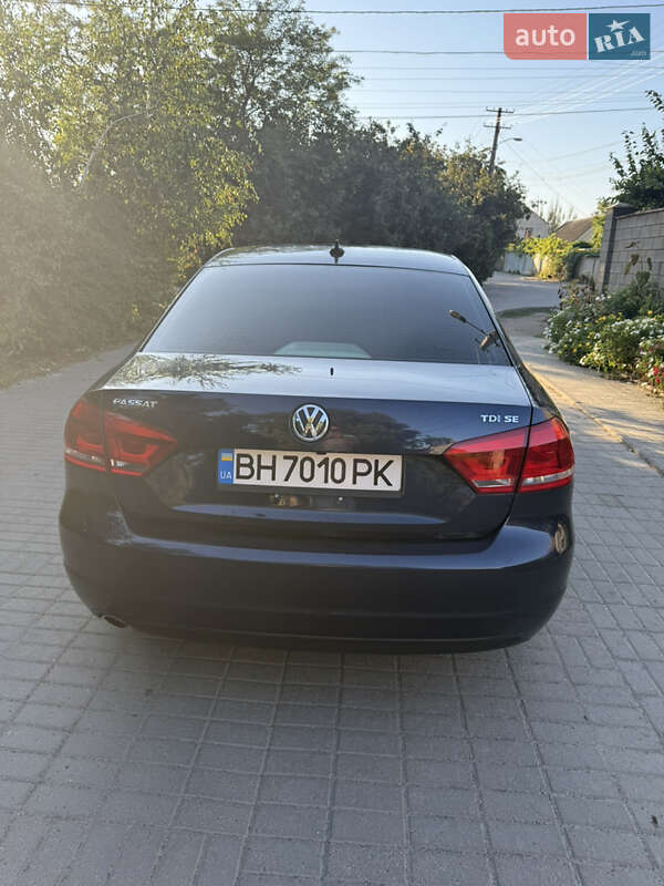 Седан Volkswagen Passat 2014 в Одессе