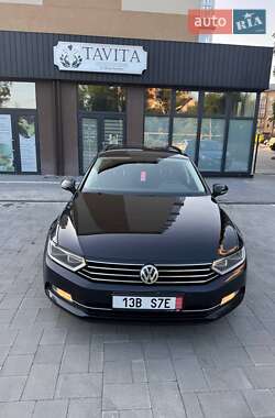 Універсал Volkswagen Passat 2015 в Івано-Франківську