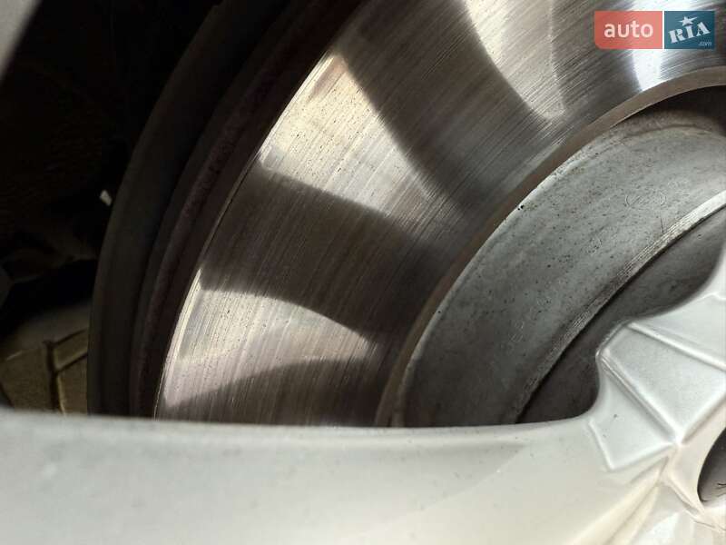 Універсал Volkswagen Passat 2014 в Івано-Франківську