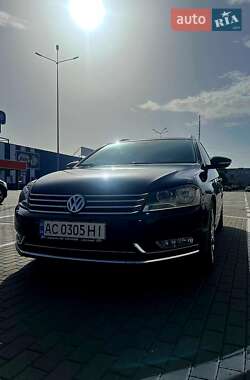 Універсал Volkswagen Passat 2012 в Ковелі