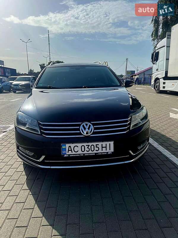 Універсал Volkswagen Passat 2012 в Ковелі