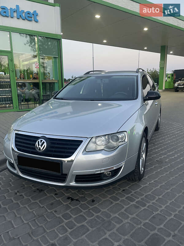 Volkswagen Passat 2010