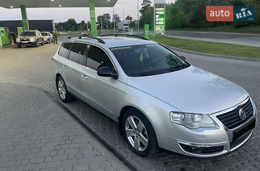 Универсал Volkswagen Passat 2010 в Золочеве