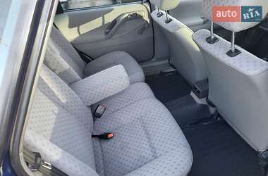 Седан Volkswagen Passat 1994 в 