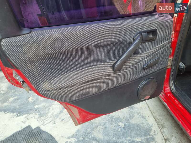 Универсал Volkswagen Passat 1992 в Умани