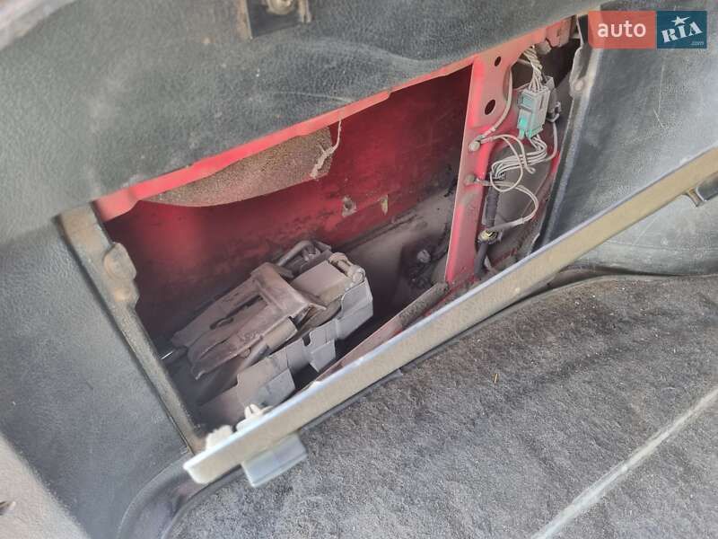 Универсал Volkswagen Passat 1992 в Умани