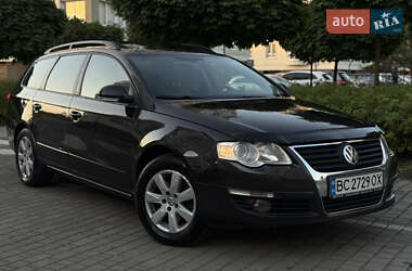 Универсал Volkswagen Passat 2010 в Ивано-Франковске