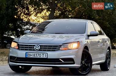 Седан Volkswagen Passat 2016 в Одессе Седан Volkswagen Passat 2016 в Одессе