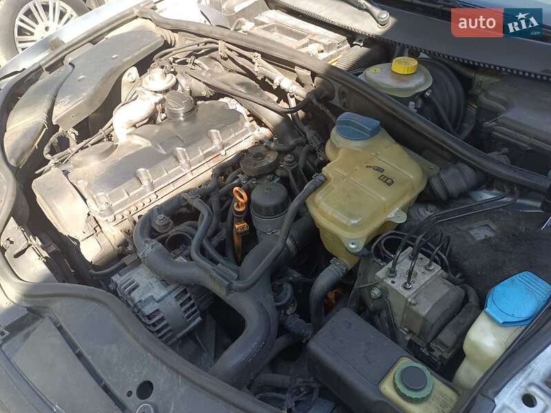 Седан Volkswagen Passat 2000 в Каменском