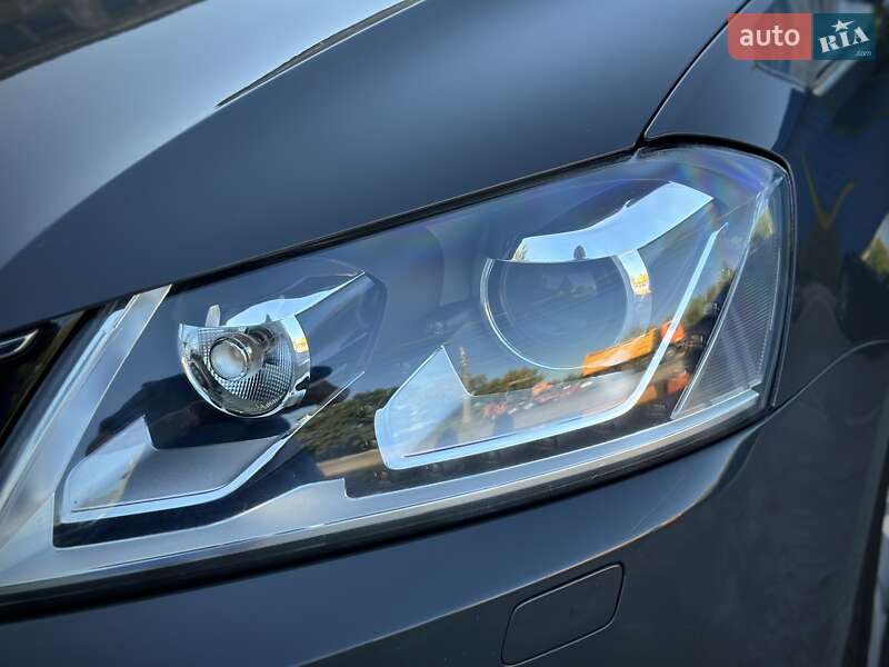 Универсал Volkswagen Passat 2011 в Сумах