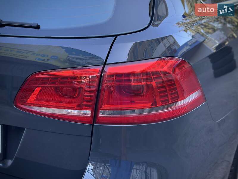 Универсал Volkswagen Passat 2011 в Сумах