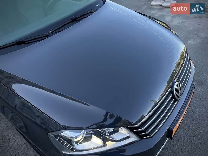 Универсал Volkswagen Passat 2011 в Сумах