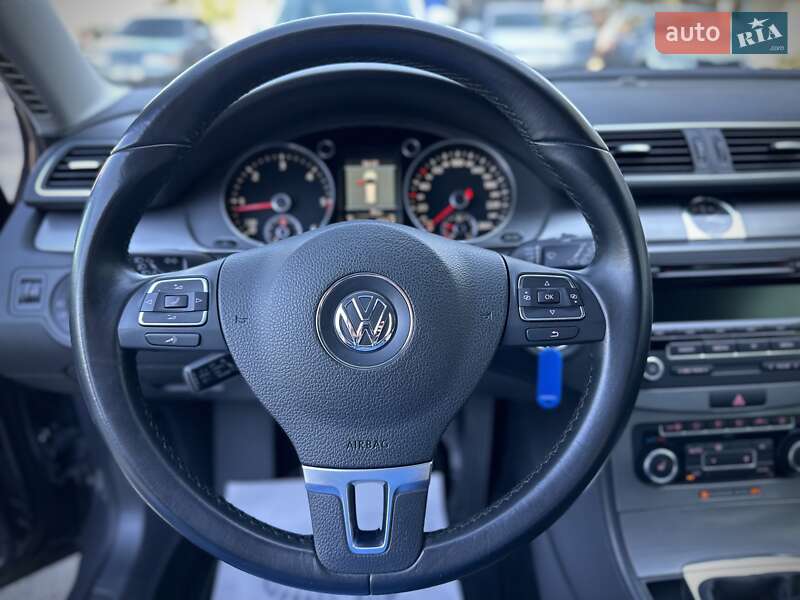 Универсал Volkswagen Passat 2011 в Сумах