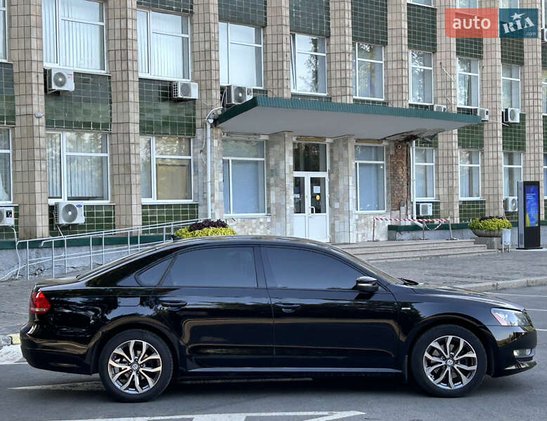 Седан Volkswagen Passat 2015 в Николаеве