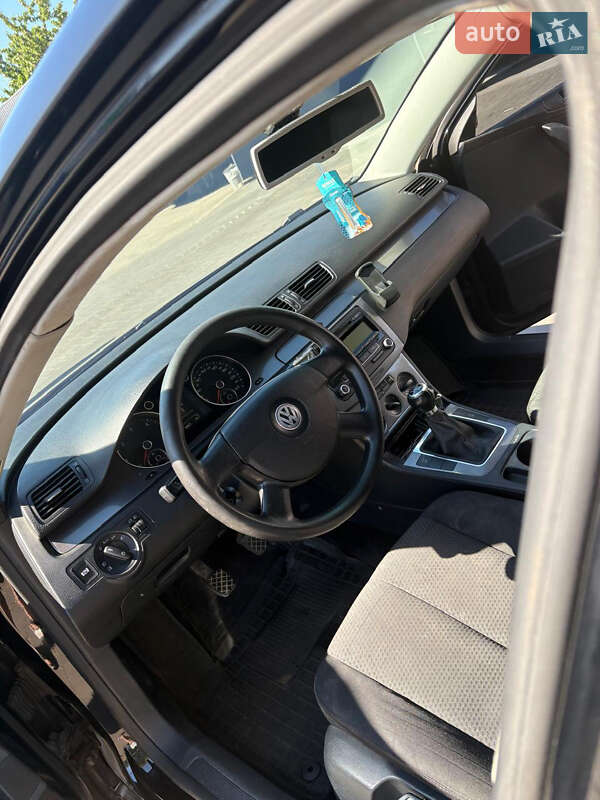 Универсал Volkswagen Passat 2009 в Кривом Роге