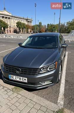 Седан Volkswagen Passat 2015 в Миколаєві