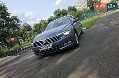 Універсал Volkswagen Passat 2015 в Кропивницькому