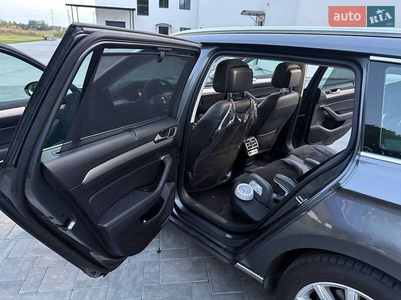 Універсал Volkswagen Passat 2015 в Луцьку