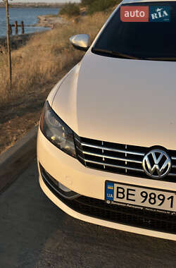 Седан Volkswagen Passat 2012 в Миколаєві