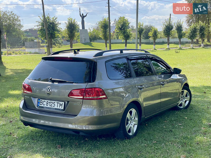 Универсал Volkswagen Passat 2011 в Хмельницком