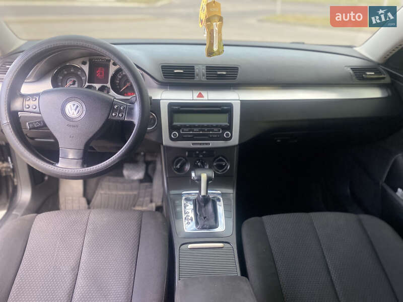Универсал Volkswagen Passat 2006 в Ужгороде