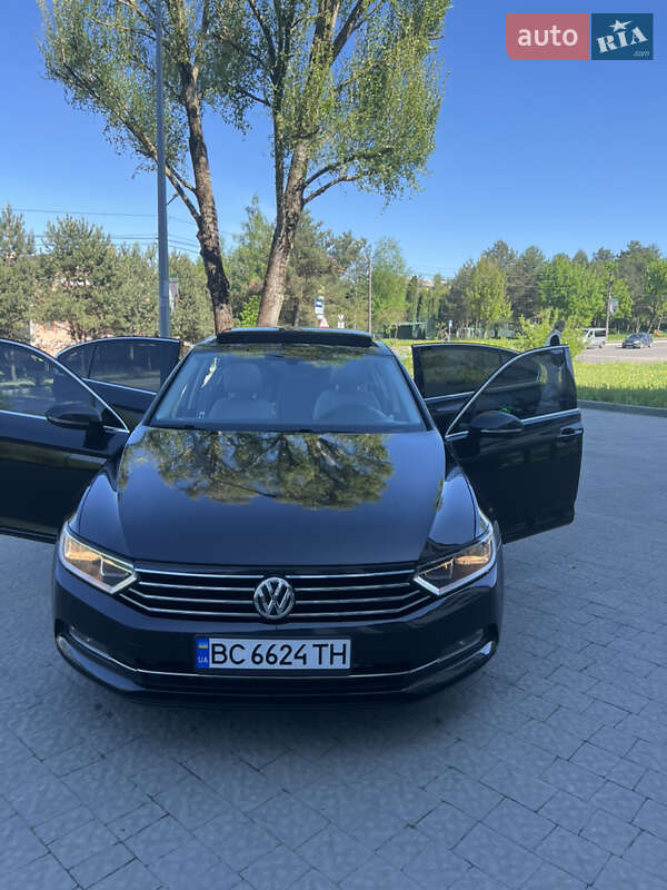 Седан Volkswagen Passat 2017 в Львове