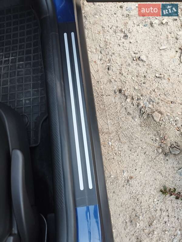 Универсал Volkswagen Passat 2002 в Житомире фото 24 Универсал Volkswagen Passat 2002 в Житомире