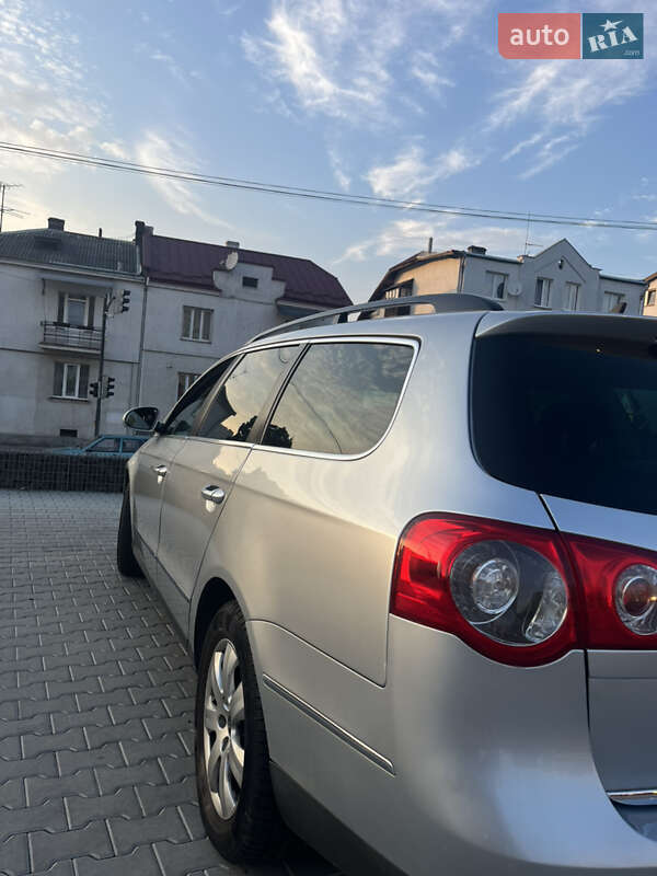 Універсал Volkswagen Passat 2008 в Львові