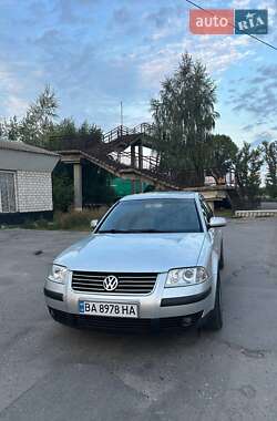 Седан Volkswagen Passat 2001 в Семенівці