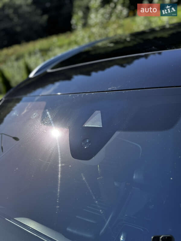 Універсал Volkswagen Passat 2014 в Івано-Франківську