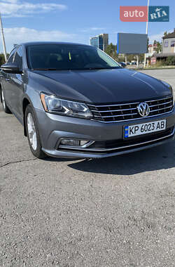 Седан Volkswagen Passat 2015 в  фото 4 Седан Volkswagen Passat 2015 в