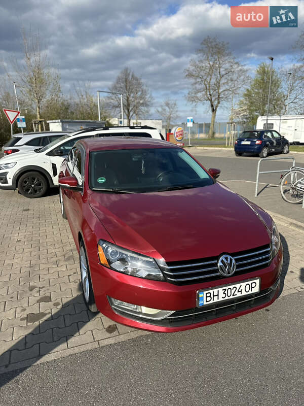 Седан Volkswagen Passat 2015 в Измаиле
