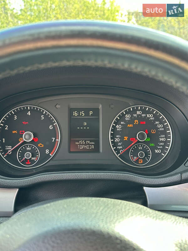 Седан Volkswagen Passat 2015 в Измаиле