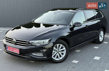 Універсал Volkswagen Passat 2020 в Трускавці