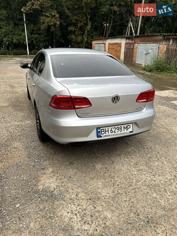 Седан Volkswagen Passat 2013 в Кодыме