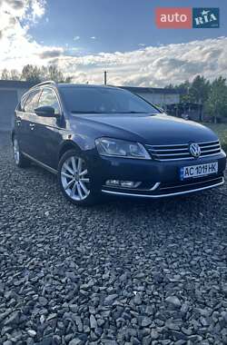 Универсал Volkswagen Passat 2012 в Турийске