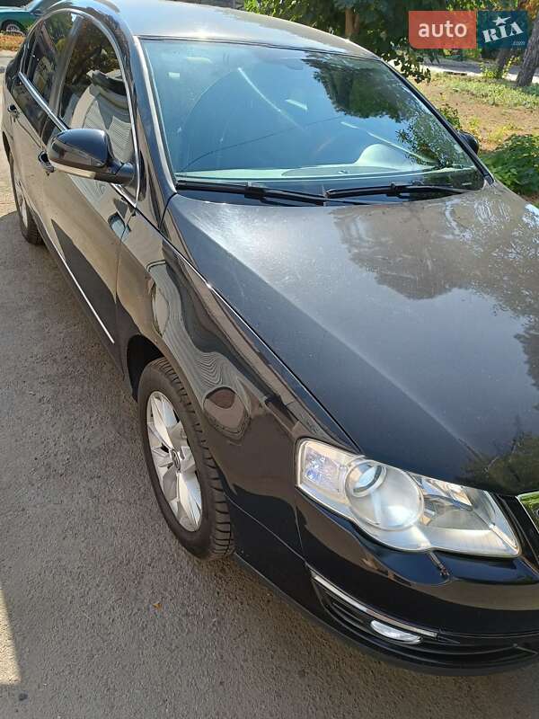 Седан Volkswagen Passat 2008 в Одессе