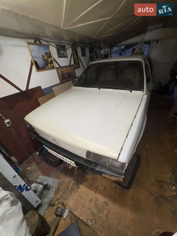 Volkswagen Passat 1986