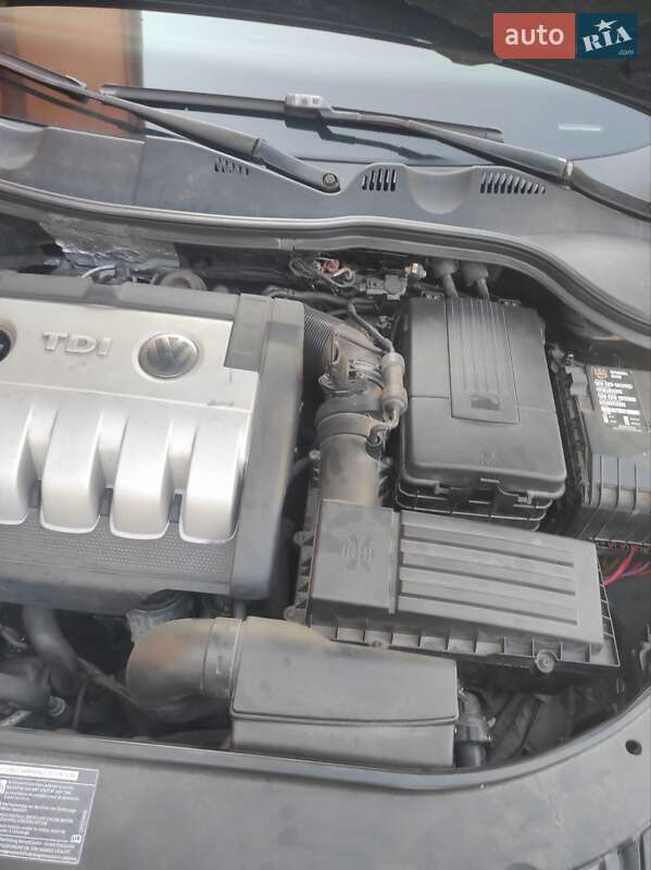 Універсал Volkswagen Passat 2006 в Славуті