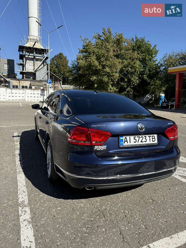 Седан Volkswagen Passat 2014 в Киеве