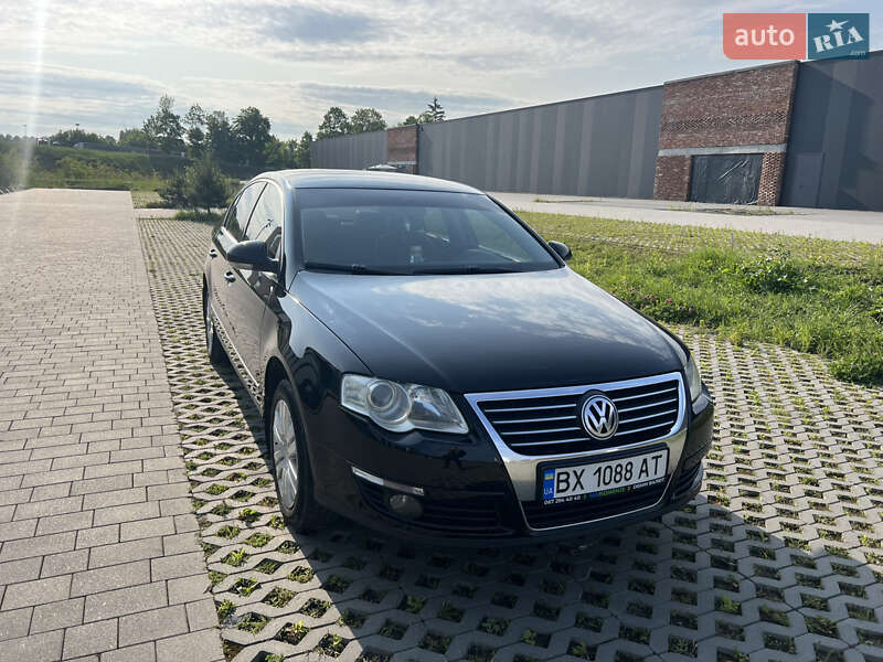 Седан Volkswagen Passat 2008 в Хмельницькому
