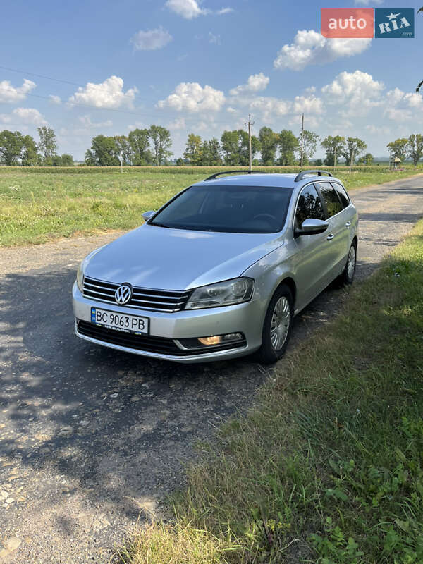 Volkswagen Passat 2011