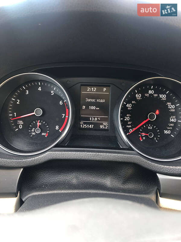 Седан Volkswagen Passat 2017 в Виннице