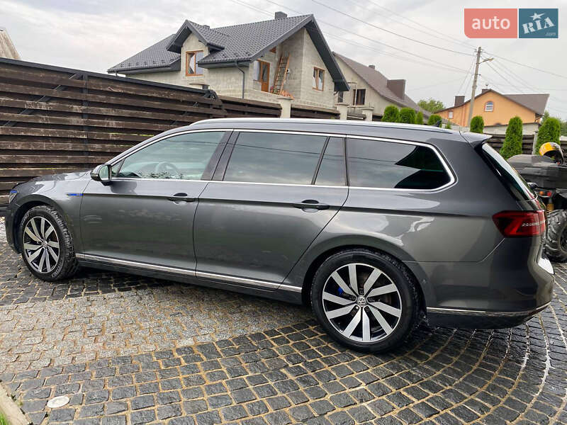 Универсал Volkswagen Passat 2016 в Тернополе