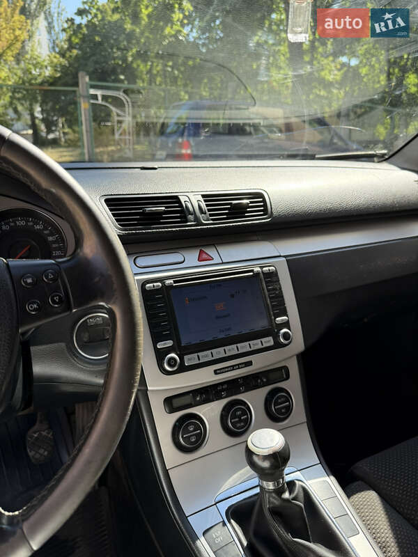 Универсал Volkswagen Passat 2007 в Киеве