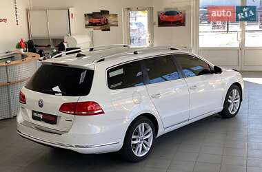 Универсал Volkswagen Passat 2011 в 