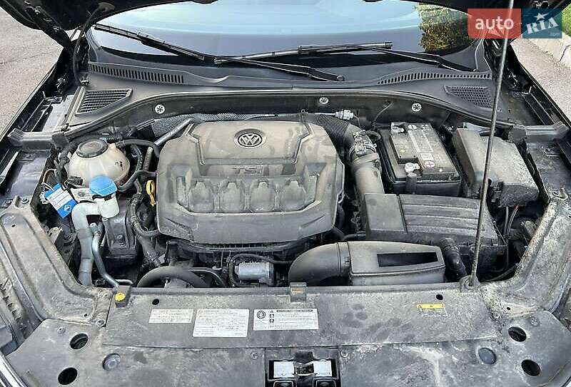 Седан Volkswagen Passat 2020 в Киеве