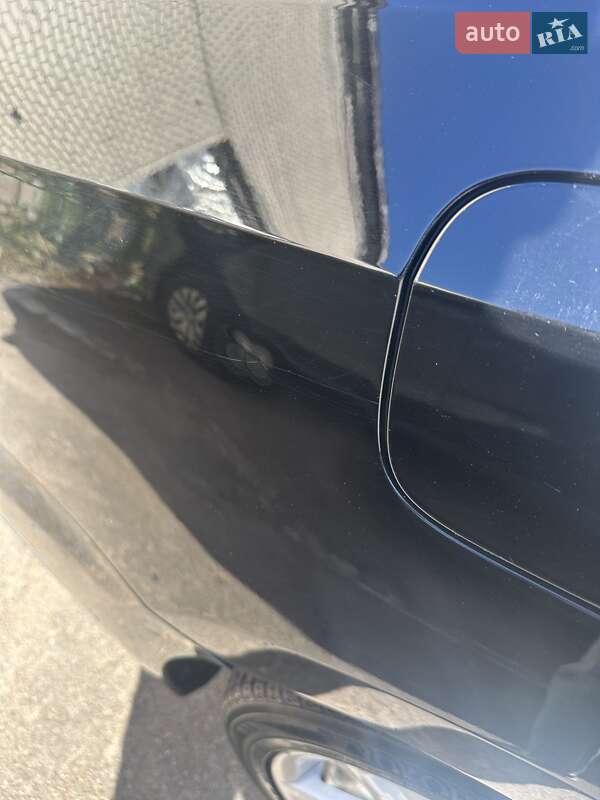 Седан Volkswagen Passat 2014 в Києві