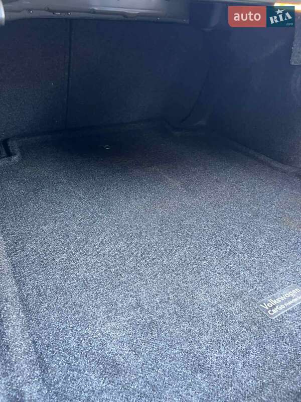 Седан Volkswagen Passat 2016 в Черкасах